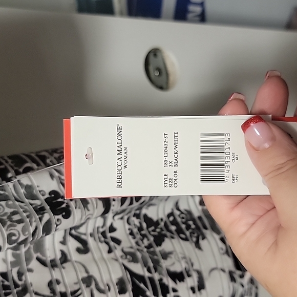 Rebecca Malone 3/4 length top - Picture 4 of 4